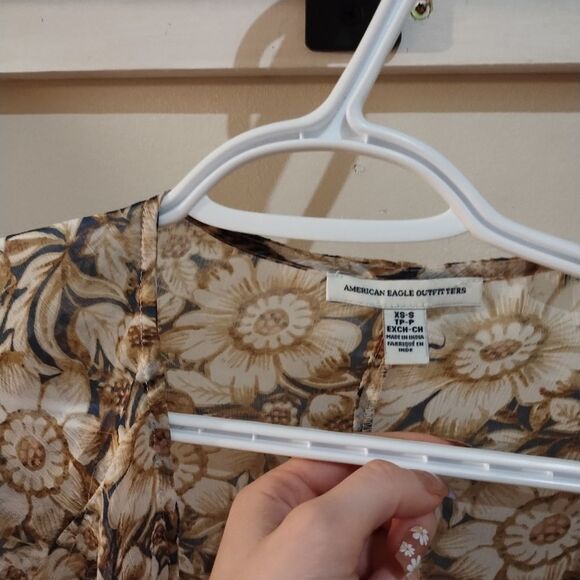 American eagle floral cardigan xs-medium.‎ Oversize fit sheer, VGUC - Picture 6 of 7